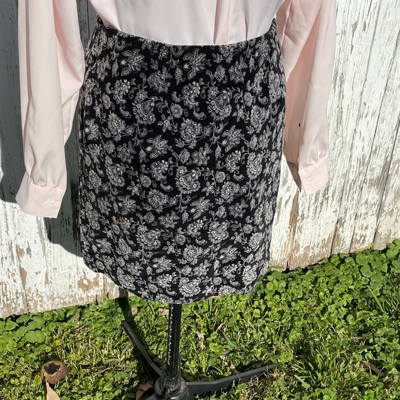 Velvet Esprit Mini Skirt - Picture 1 of 4